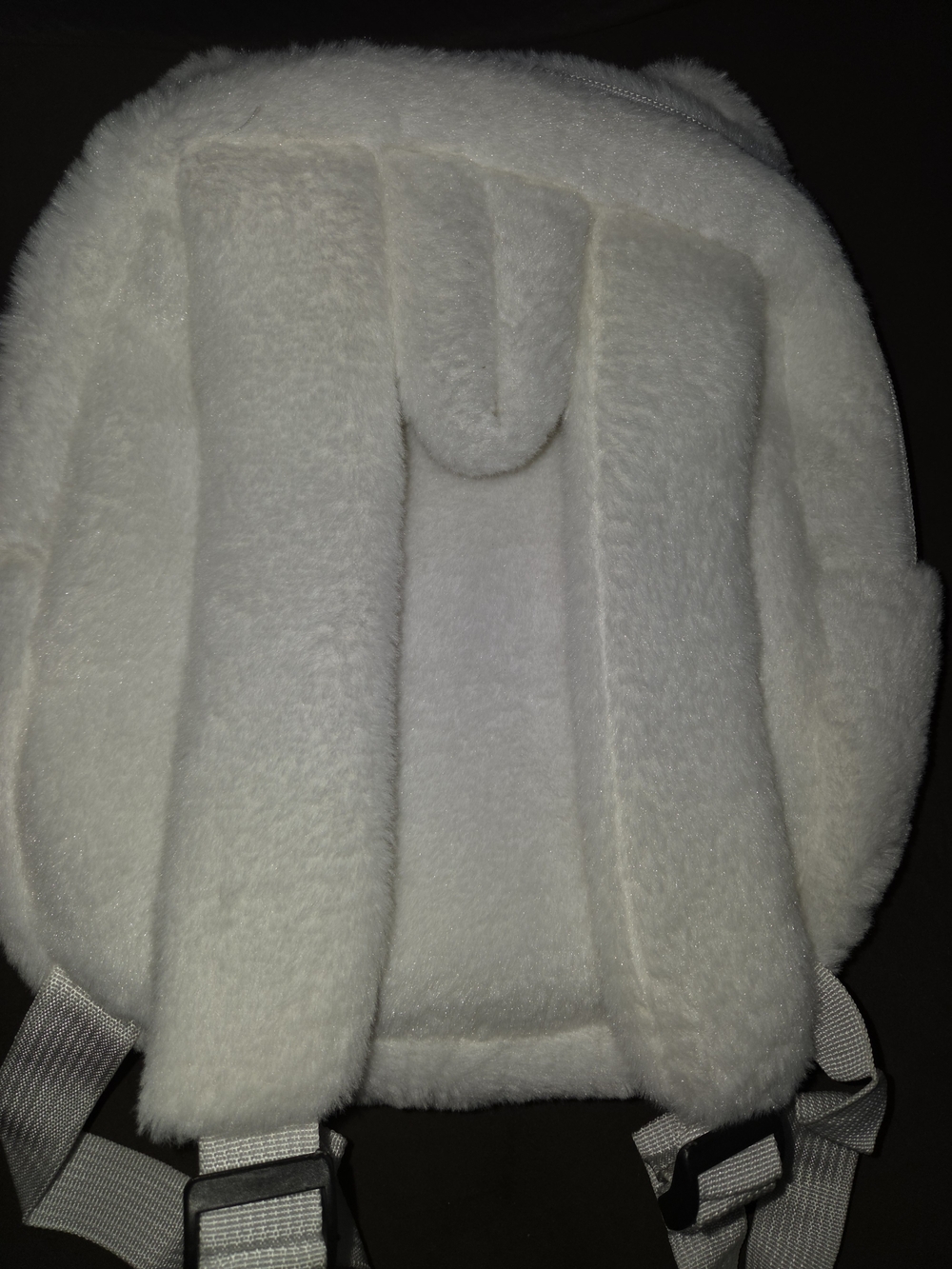 Hello Kitty Kids White & Red‎ Plush Backpack - Picture 5 of 15